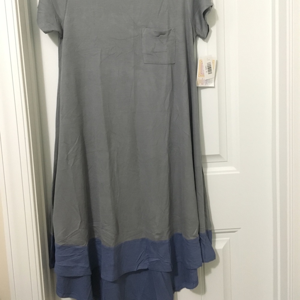 Small Carly lularoe